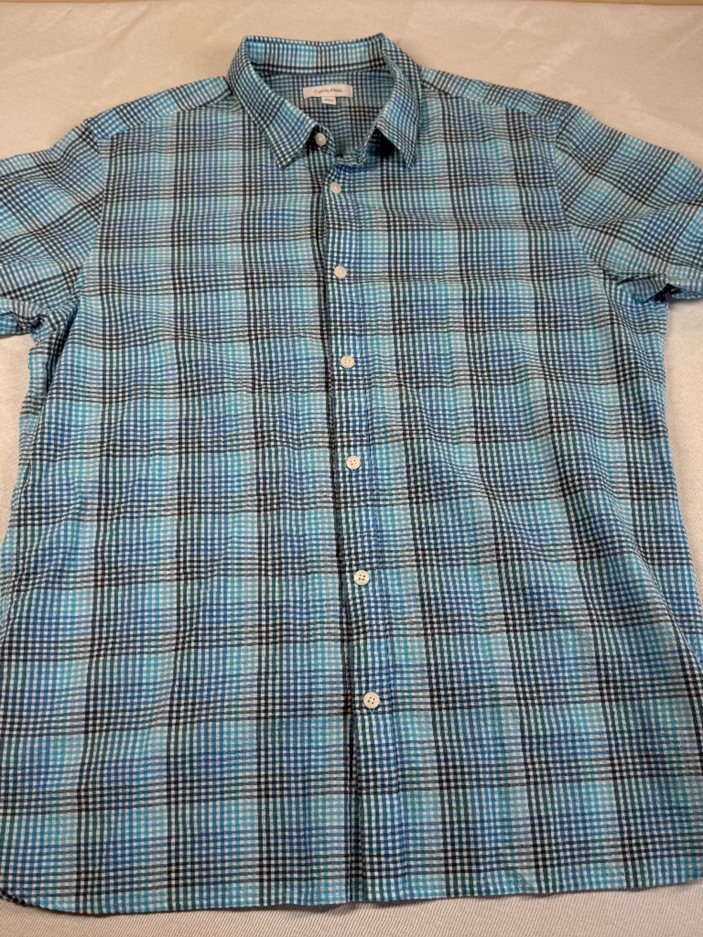 Calvin Klein Men's Short Sleeve Button Up Shirt Size Large - Plaid Blue